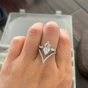 Marquise gemstone wedding ring